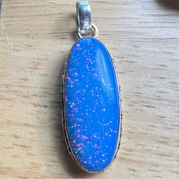 New Milky Glitter Opalite Silver Overlay Pendant Necklace with Cord - Picture 5 of 5